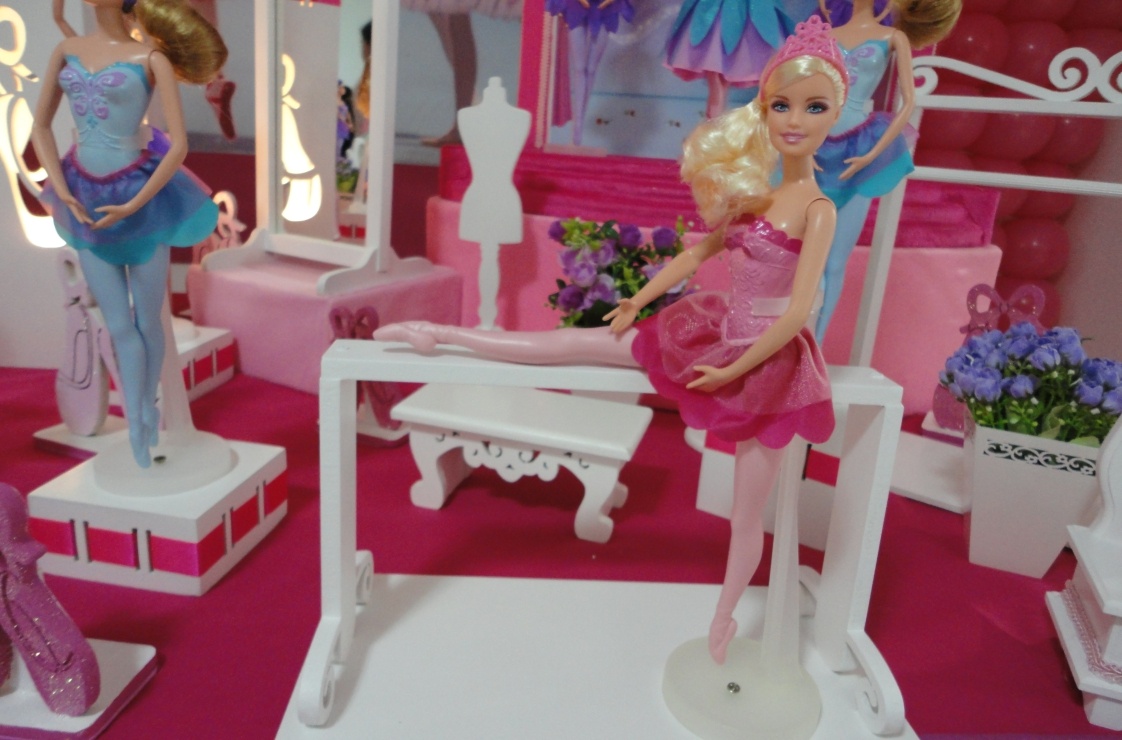 Barbie-e-as-sapatilhas-magicas-detalhes-1.jpg
