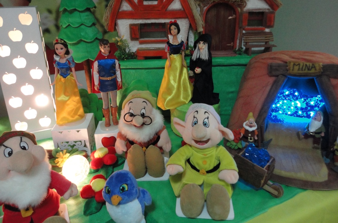Branca-de-Neve-detalhes-2.jpg