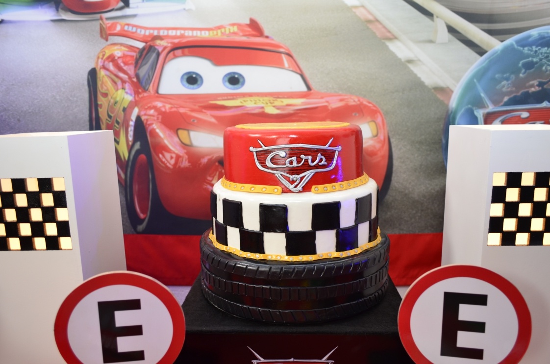 Carros-2-detalhes-4.jpg