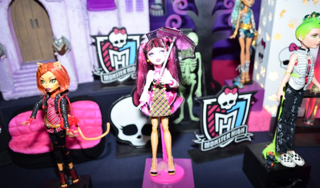 Monster-High-1-detalhes-1.jpg