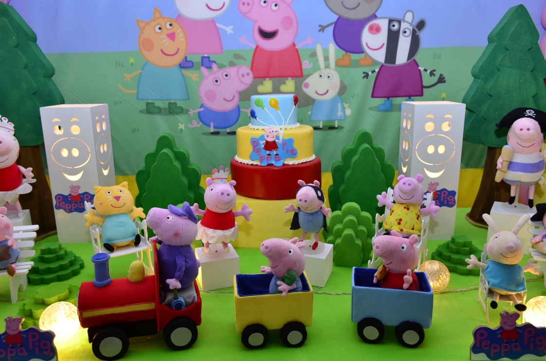 Peppa-Pig-menina-detalhes-1.jpg